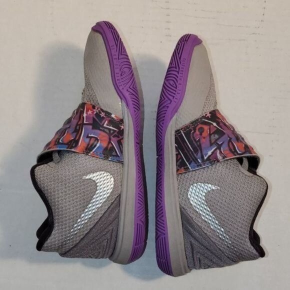 Nike Kyrie 5 TD Shoes Sneakers Graffiti Basketball Toddler BOYS INFANT 9 C YOUTH - Picture 5 of 10